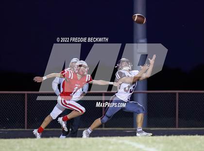 Thumbnail 3 in Muenster vs Callisburg (Collinsville) photogallery.
