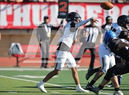 Thumbnail 3 in Rich vs. Whitehorse (UHSAA 8 Man Semi Final) photogallery.