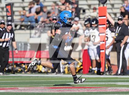 Thumbnail 3 in Rich vs. Whitehorse (UHSAA 8 Man Semi Final) photogallery.