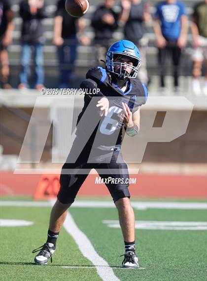 Thumbnail 3 in Rich vs. Whitehorse (UHSAA 8 Man Semi Final) photogallery.