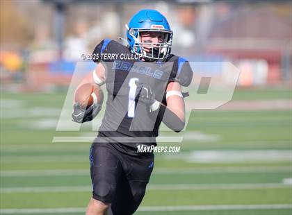 Thumbnail 3 in Rich vs. Whitehorse (UHSAA 8 Man Semi Final) photogallery.