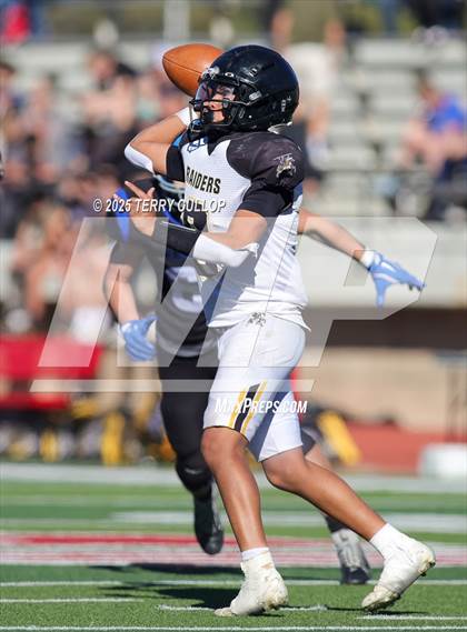 Thumbnail 1 in Rich vs. Whitehorse (UHSAA 8 Man Semi Final) photogallery.