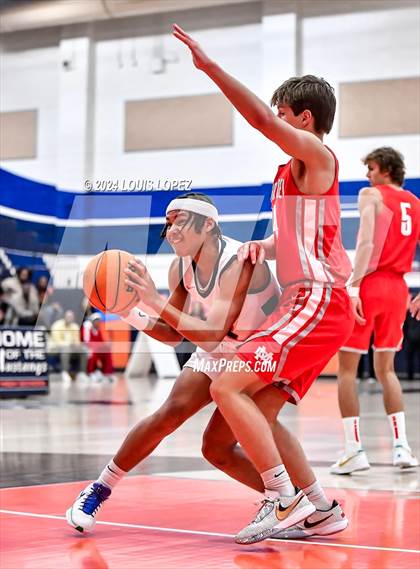 Thumbnail 2 in Mater Dei @ Roosevelt (CIF SS Open DIV Playoff) photogallery.