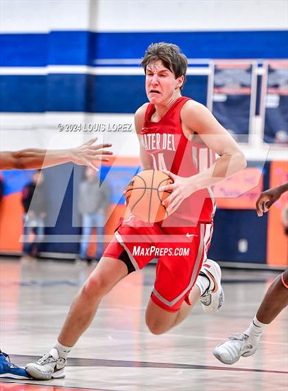 Thumbnail 2 in Mater Dei @ Roosevelt (CIF SS Open DIV Playoff) photogallery.