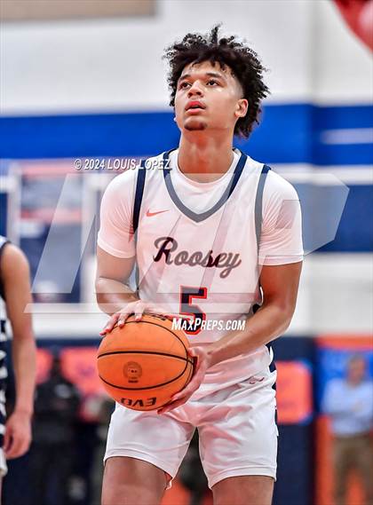 Thumbnail 2 in Mater Dei @ Roosevelt (CIF SS Open DIV Playoff) photogallery.