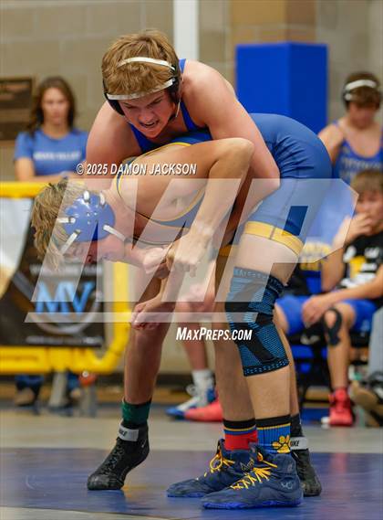 Thumbnail 3 in JV: Pahranagat Valley vs Moapa Valley (Duels @ Moapa Valley) photogallery.