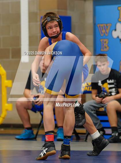 Thumbnail 3 in JV: Pahranagat Valley vs Moapa Valley (Duels @ Moapa Valley) photogallery.
