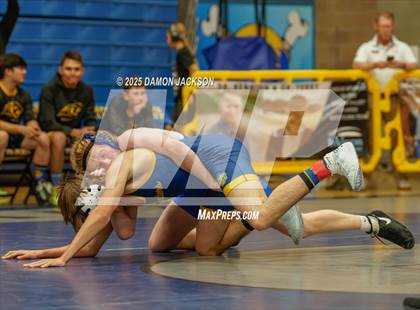 Thumbnail 2 in JV: Pahranagat Valley vs Moapa Valley (Duels @ Moapa Valley) photogallery.