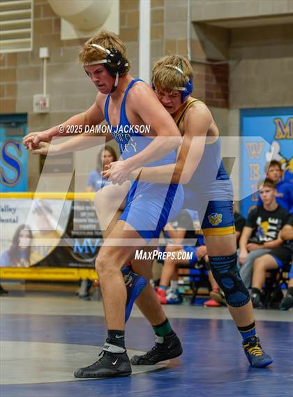 Thumbnail 3 in JV: Pahranagat Valley vs Moapa Valley (Duels @ Moapa Valley) photogallery.