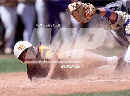 Thumbnail 2 in Notre Dame Prep @ Salpointe Catholic photogallery.