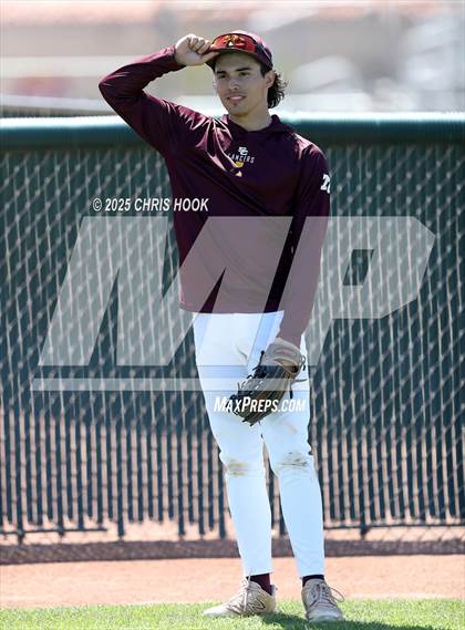 Thumbnail 2 in Notre Dame Prep @ Salpointe Catholic photogallery.