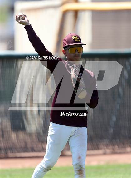 Thumbnail 3 in Notre Dame Prep @ Salpointe Catholic photogallery.