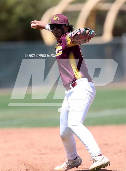 Thumbnail 2 in Notre Dame Prep @ Salpointe Catholic photogallery.