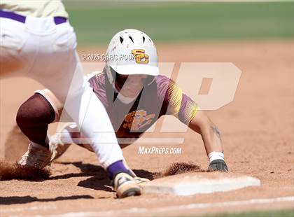 Thumbnail 3 in Notre Dame Prep @ Salpointe Catholic photogallery.