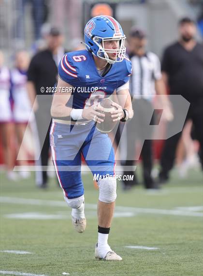 Thumbnail 3 in Canyon View vs. Richfield (UHSAA 3A Semifinal) photogallery.