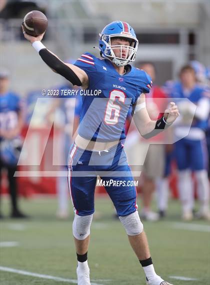Thumbnail 3 in Canyon View vs. Richfield (UHSAA 3A Semifinal) photogallery.