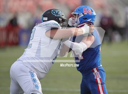 Thumbnail 2 in Canyon View vs. Richfield (UHSAA 3A Semifinal) photogallery.