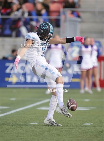 Thumbnail 1 in Canyon View vs. Richfield (UHSAA 3A Semifinal) photogallery.