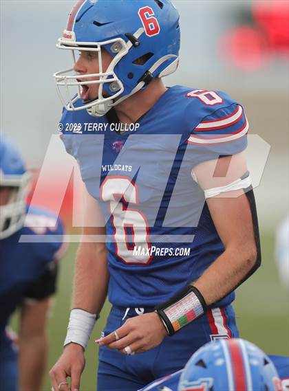 Thumbnail 3 in Canyon View vs. Richfield (UHSAA 3A Semifinal) photogallery.