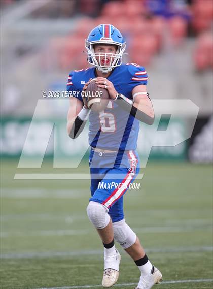 Thumbnail 3 in Canyon View vs. Richfield (UHSAA 3A Semifinal) photogallery.