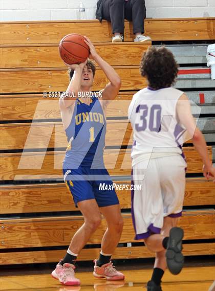 Thumbnail 3 in Union @ Coudersport photogallery.