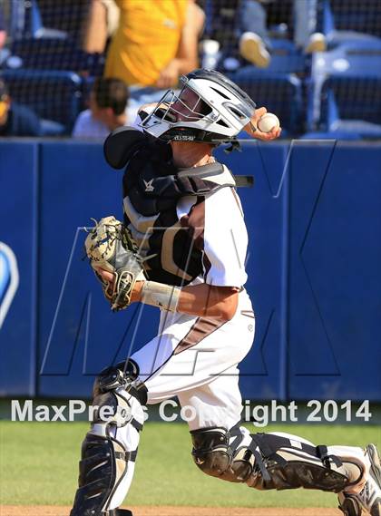 Thumbnail 2 in Bonita Vista vs. El Camino (CIF-SDS D2 Final) photogallery.