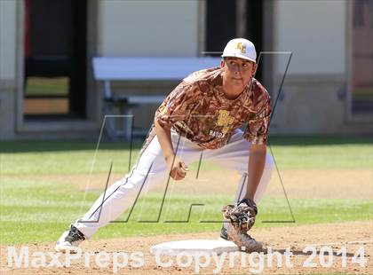 Thumbnail 3 in Bonita Vista vs. El Camino (CIF-SDS D2 Final) photogallery.