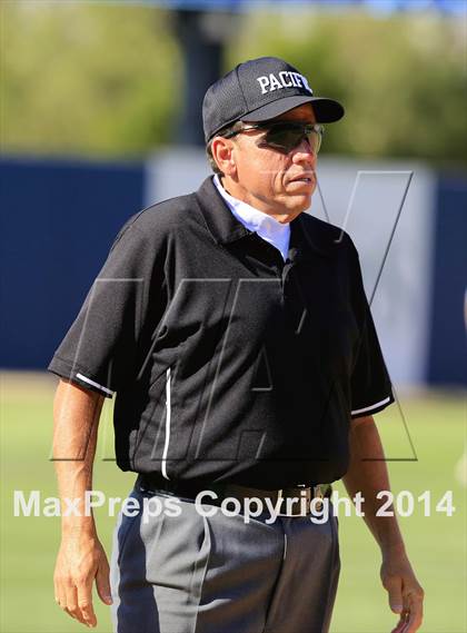 Thumbnail 3 in Bonita Vista vs. El Camino (CIF-SDS D2 Final) photogallery.