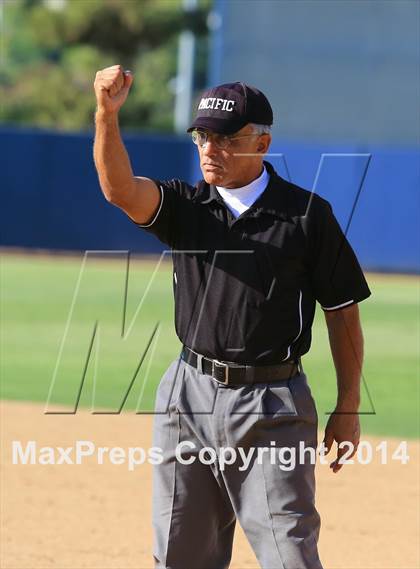 Thumbnail 3 in Bonita Vista vs. El Camino (CIF-SDS D2 Final) photogallery.