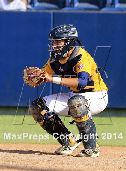 Thumbnail 2 in Bonita Vista vs. El Camino (CIF-SDS D2 Final) photogallery.