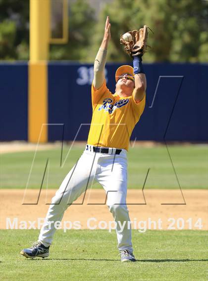 Thumbnail 3 in Bonita Vista vs. El Camino (CIF-SDS D2 Final) photogallery.