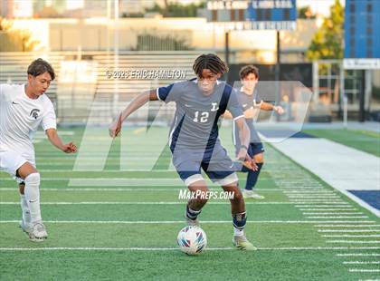 Thumbnail 2 in South @ Loyola (Scrimmage) photogallery.