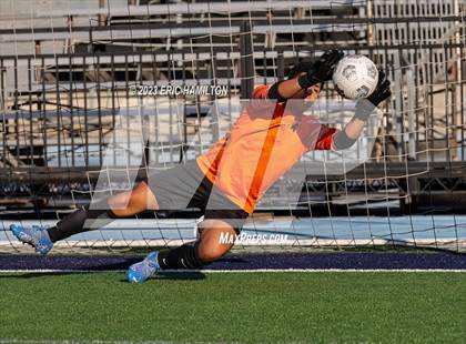 Thumbnail 2 in South @ Loyola (Scrimmage) photogallery.