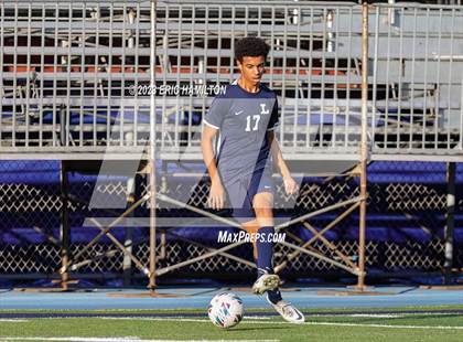Thumbnail 1 in South @ Loyola (Scrimmage) photogallery.