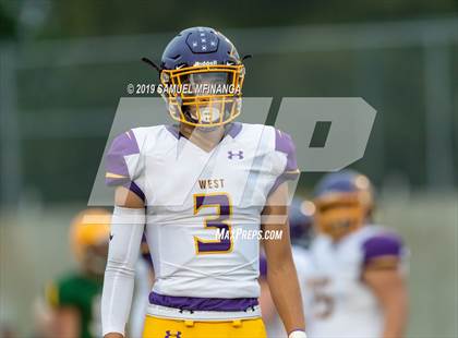 Thumbnail 1 in Bellevue West @ Pius X photogallery.