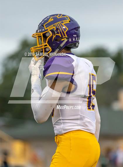 Thumbnail 1 in Bellevue West @ Pius X photogallery.