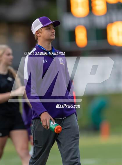 Thumbnail 1 in Bellevue West @ Pius X photogallery.