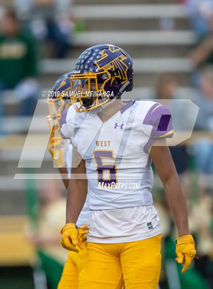 Thumbnail 3 in Bellevue West @ Pius X photogallery.