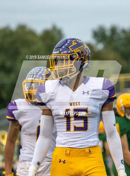 Thumbnail 1 in Bellevue West @ Pius X photogallery.