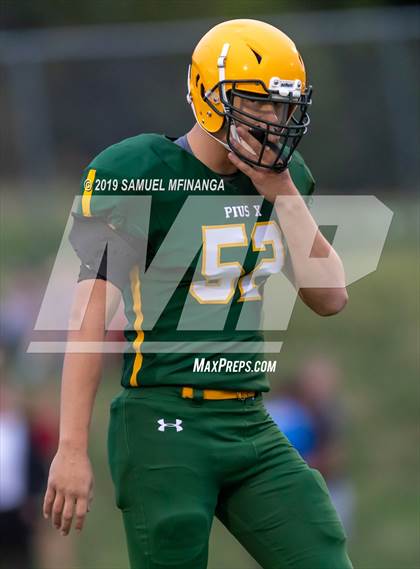 Thumbnail 1 in Bellevue West @ Pius X photogallery.