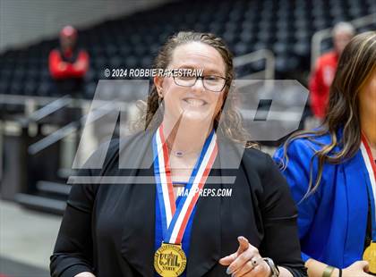 Thumbnail 1 in Bellville vs. Decatur (UIL 4A Volleyball Division I Final Medal Ceremony) photogallery.