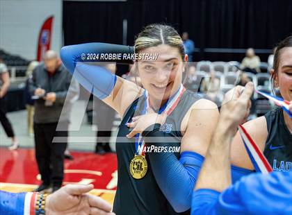 Thumbnail 1 in Bellville vs. Decatur (UIL 4A Volleyball Division I Final Medal Ceremony) photogallery.
