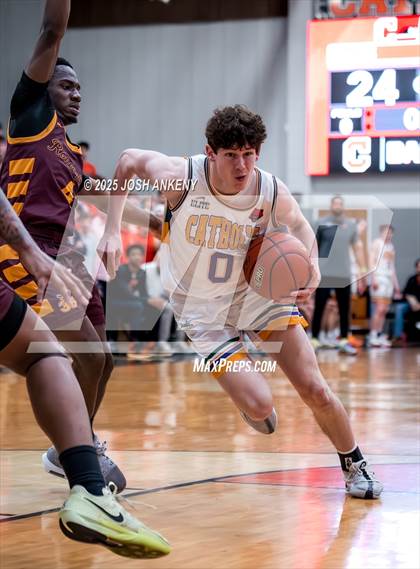 Thumbnail 2 in McDonogh 35 @ Catholic (LHSAA Division 1 Select Round 2) photogallery.