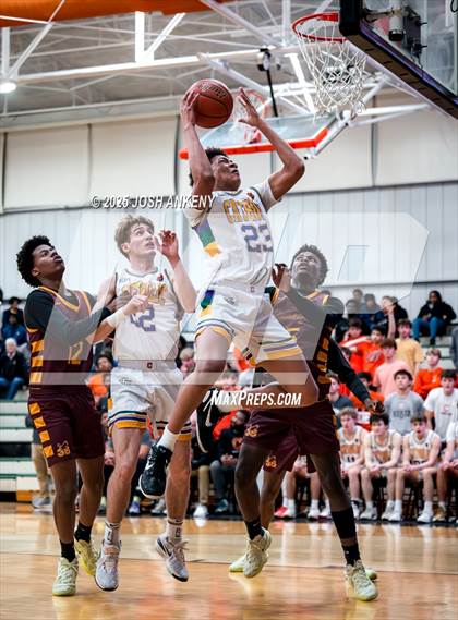 Thumbnail 3 in McDonogh 35 @ Catholic (LHSAA Division 1 Select Round 2) photogallery.
