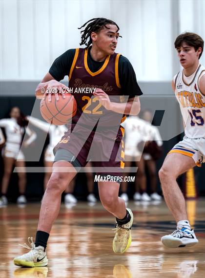Thumbnail 3 in McDonogh 35 @ Catholic (LHSAA Division 1 Select Round 2) photogallery.