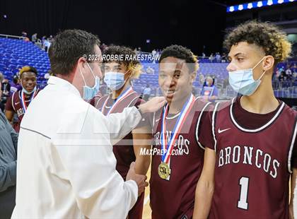 Thumbnail 1 in Grapeland vs. Clarendon (UIL 2A State Championship) photogallery.