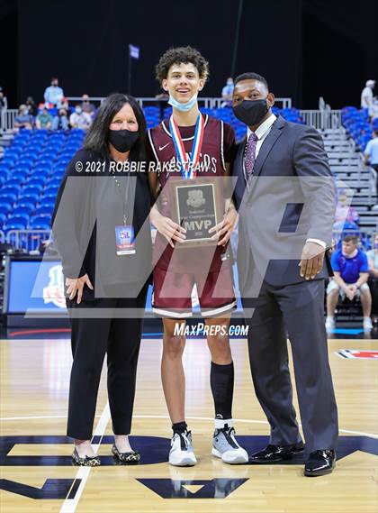 Thumbnail 1 in Grapeland vs. Clarendon (UIL 2A State Championship) photogallery.