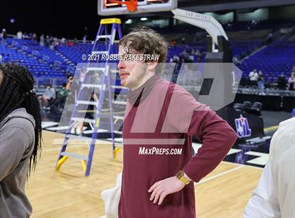 Thumbnail 1 in Grapeland vs. Clarendon (UIL 2A State Championship) photogallery.