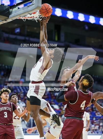 Thumbnail 2 in Grapeland vs. Clarendon (UIL 2A State Championship) photogallery.