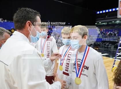 Thumbnail 3 in Grapeland vs. Clarendon (UIL 2A State Championship) photogallery.